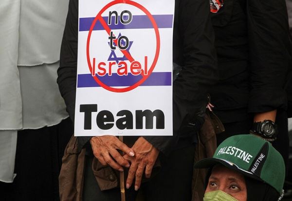 Молодежный ЧМ в Индонезии под вопросом. В страну не хотят пускать Израиль – из-за Палестины