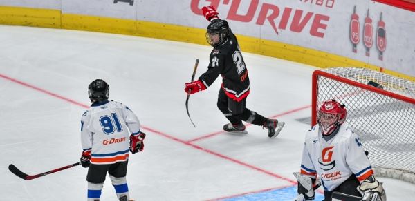 От коробки во дворе до G-Drive Арены. Как в Омске развивают детский хоккей: Новости | Континентальная Хоккейная Лига (КХЛ)
